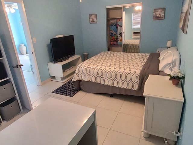 3240 NE 16th Street 7, Pompano Beach, FL 33062