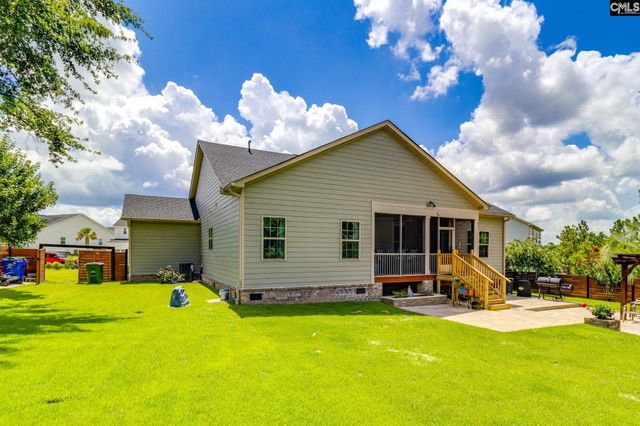 632 Giant Feather Loop, Elgin, SC 29045