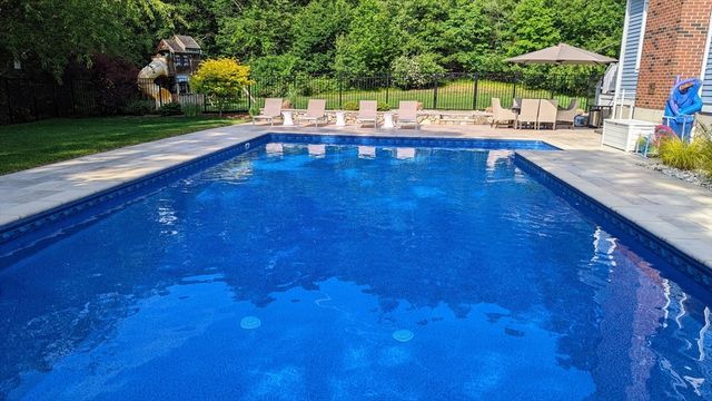 44 Tyler Road, Lexington, MA 02420