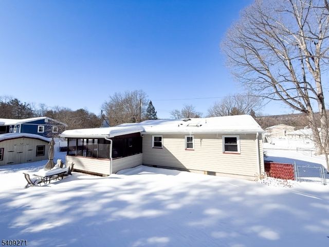 26 Aspen Ln, West Milford Twp., NJ 07480