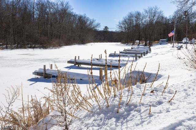 26 Aspen Ln, West Milford Twp., NJ 07480