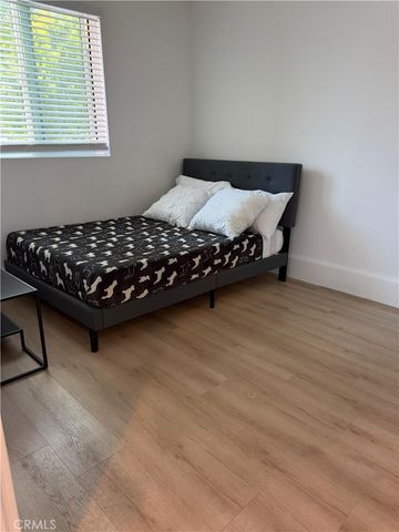 7044 Teesdale, North Hollywood, CA 91605