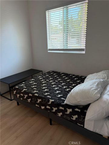 7044 Teesdale, North Hollywood, CA 91605
