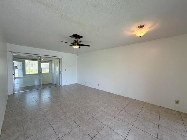 2607 Dudley Drive W L, West Palm Beach, FL 33415