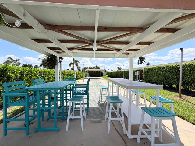 2607 Dudley Drive W L, West Palm Beach, FL 33415