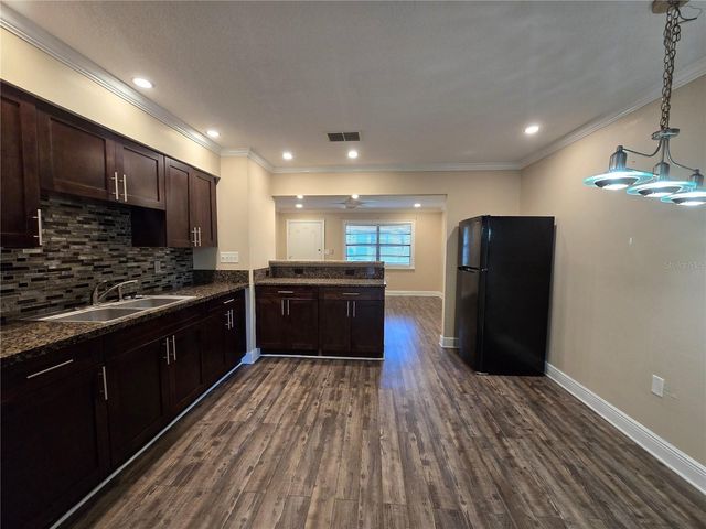 447 6TH NE AVENUE, Largo, FL 33770