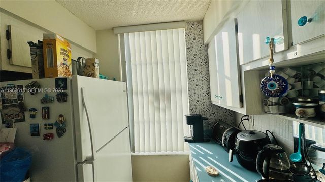 230 174th St 1518, Sunny Isles Beach, FL 33160