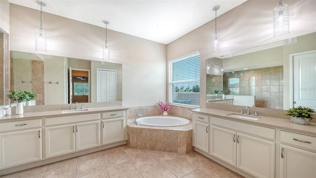 3503 RECURVE CIRCLE, Sarasota, FL 34240