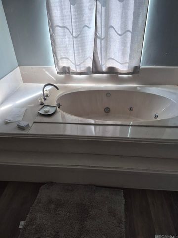 9741 Cane Bayou Rd, Port Allen, LA 70767