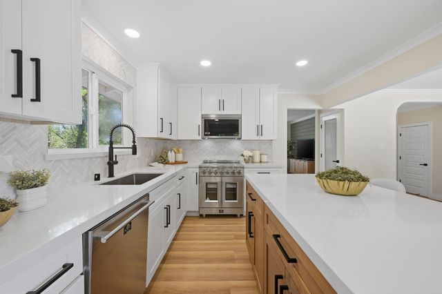 8177 N Lake Cir, Granite Bay, CA 95746