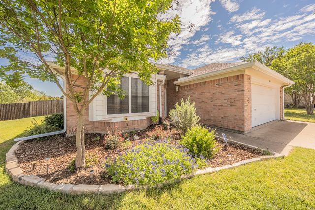 330 Beaumont Drive, Weatherford, TX 76086