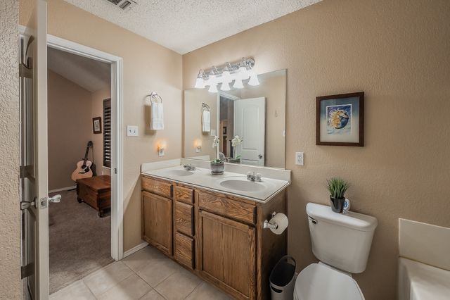 330 Beaumont Drive, Weatherford, TX 76086