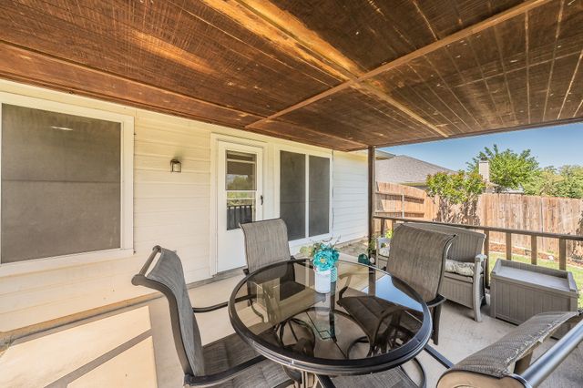 330 Beaumont Drive, Weatherford, TX 76086