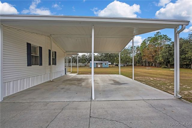 6652 W Treetop Lane, Homosassa, FL 34448