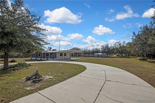 6652 W Treetop Lane, Homosassa, FL 34448