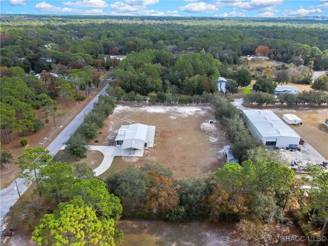 6652 W Treetop Lane, Homosassa, FL 34448