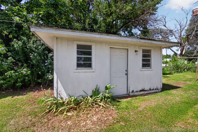 202 N Talihina Street, Salina, OK 74365