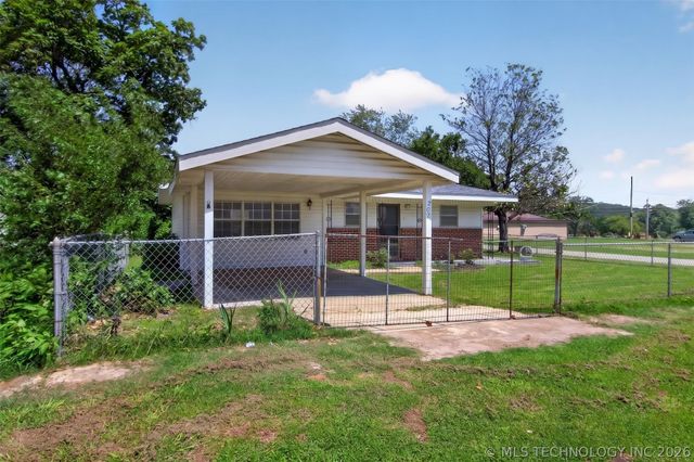 202 N Talihina Street, Salina, OK 74365