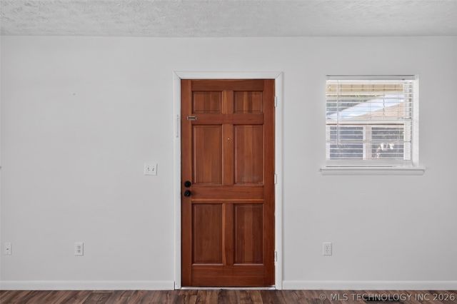 202 N Talihina Street, Salina, OK 74365
