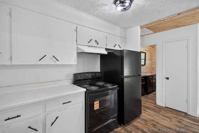 202 N Talihina Street, Salina, OK 74365
