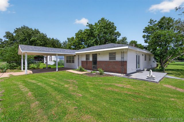 202 N Talihina Street, Salina, OK 74365