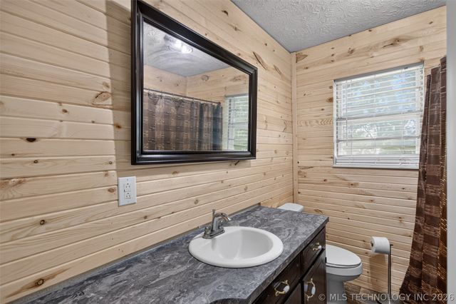 202 N Talihina Street, Salina, OK 74365