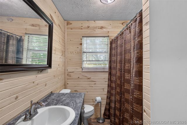 202 N Talihina Street, Salina, OK 74365