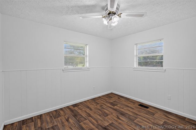 202 N Talihina Street, Salina, OK 74365