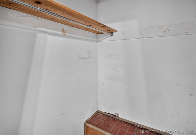 202 N Talihina Street, Salina, OK 74365