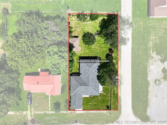 202 N Talihina Street, Salina, OK 74365