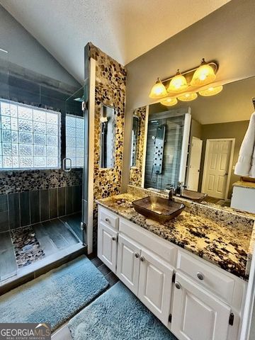 220 Shoreline Drive, Fayetteville, GA 30215