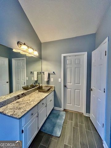 220 Shoreline Drive, Fayetteville, GA 30215