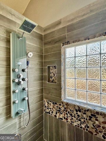 220 Shoreline Drive, Fayetteville, GA 30215