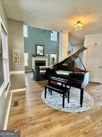 220 Shoreline Drive, Fayetteville, GA 30215