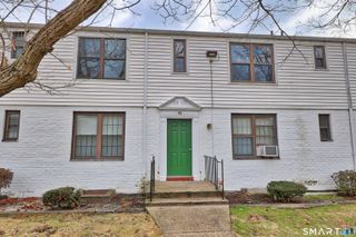 46 Nob Hill Circle C, Bridgeport, CT 06610