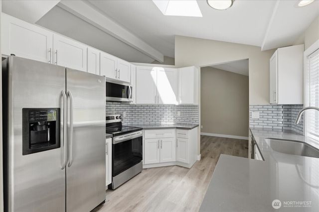 6813 81st Avenue NW, Gig Harbor, WA 98335