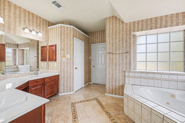 18518 Park Harbor Drive, Houston, TX 77084
