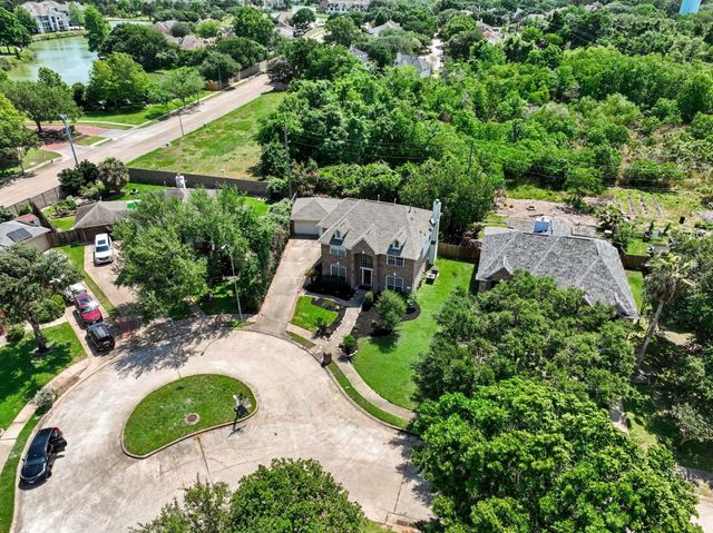 18518 Park Harbor Drive, Houston, TX 77084
