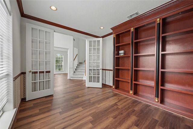 18518 Park Harbor Drive, Houston, TX 77084