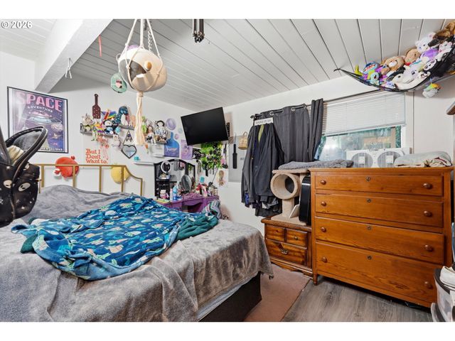 1213 OAKHILL Ave Se, Salem, OR 97302