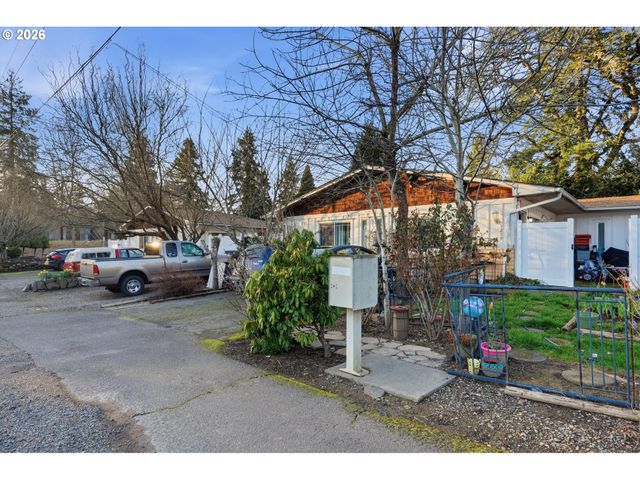 1213 OAKHILL Ave Se, Salem, OR 97302