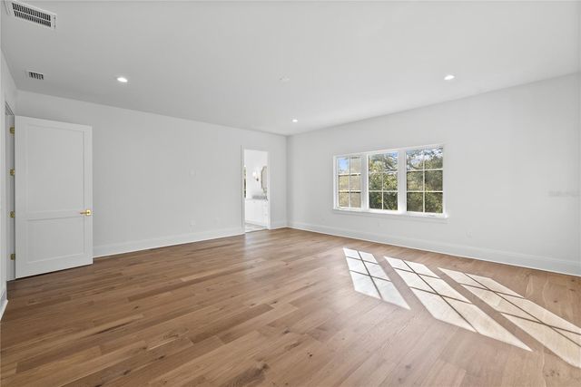 4614 TENNYSON, Tampa, FL 33629