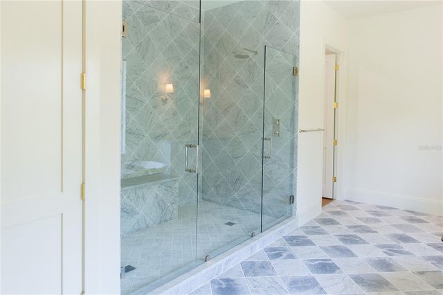 4614 TENNYSON, Tampa, FL 33629