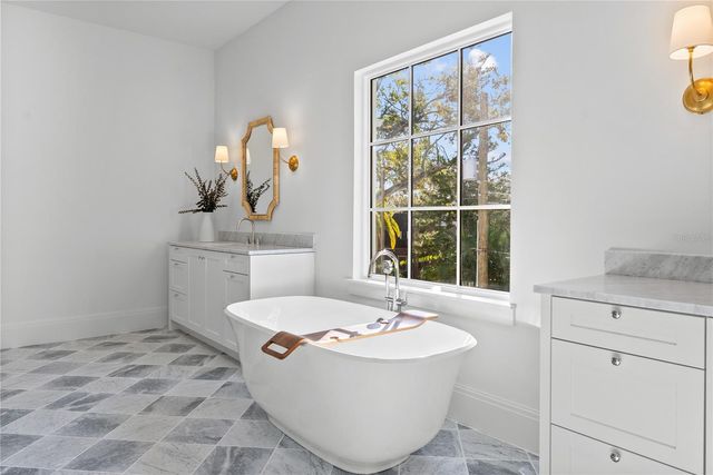 4614 TENNYSON, Tampa, FL 33629