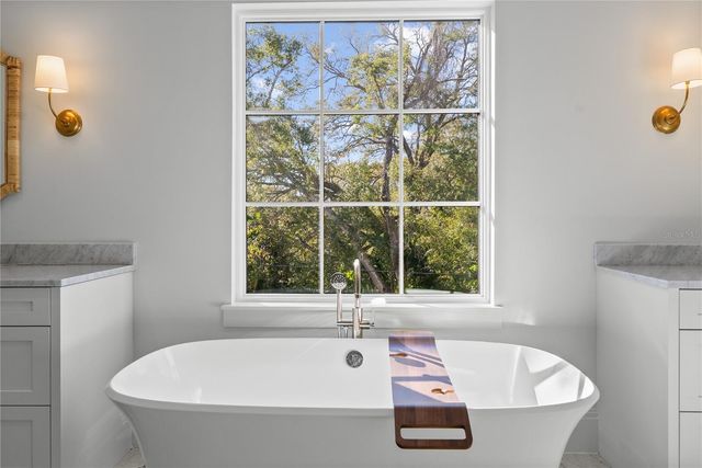 4614 TENNYSON, Tampa, FL 33629