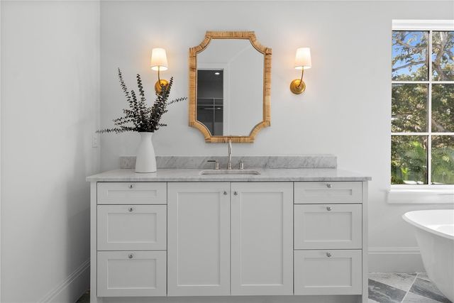 4614 TENNYSON, Tampa, FL 33629