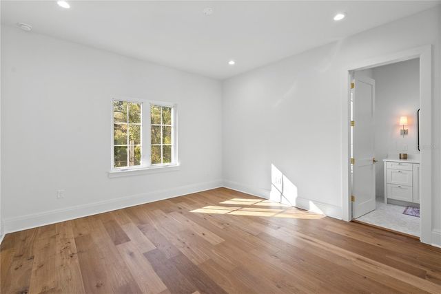 4614 TENNYSON, Tampa, FL 33629