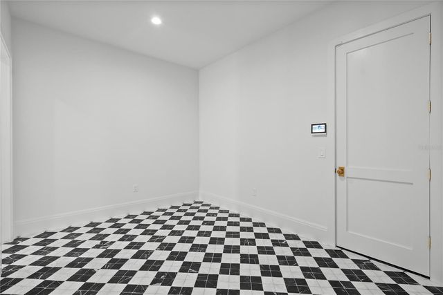 4614 TENNYSON, Tampa, FL 33629