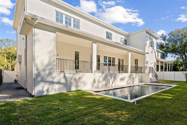 4614 TENNYSON, Tampa, FL 33629