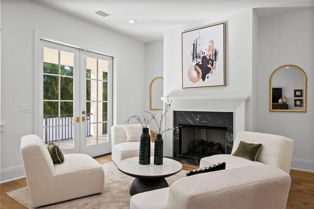 4614 TENNYSON, Tampa, FL 33629